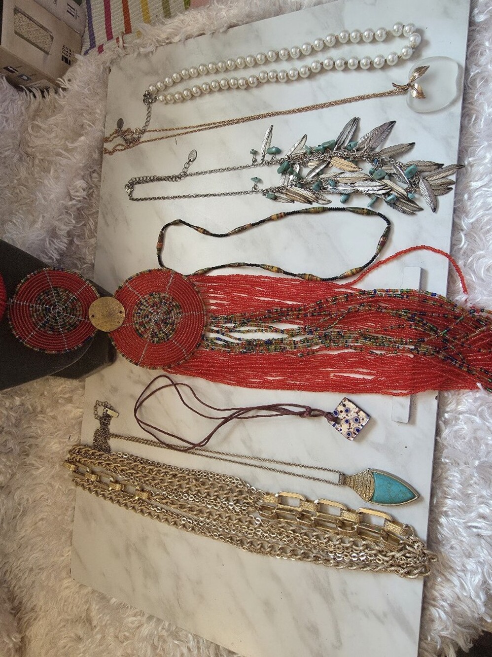 Group of 8 necklaces